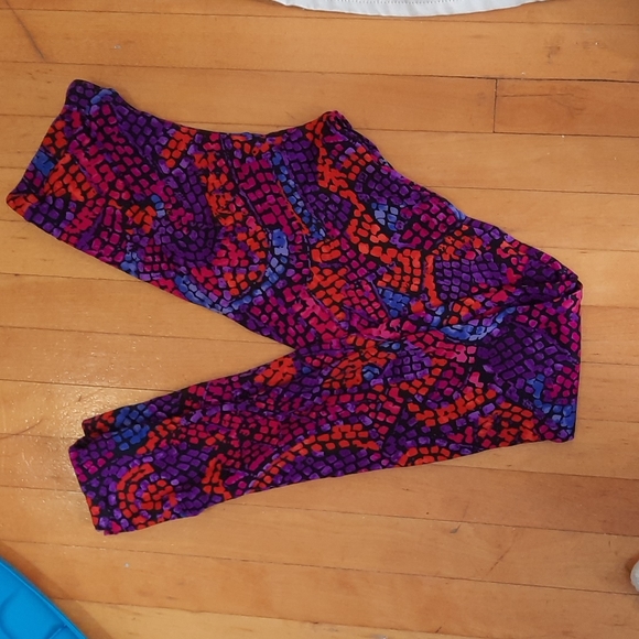 Leggings - Picture 1 of 3